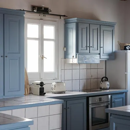 Bougainvillea Comfort Mykonos