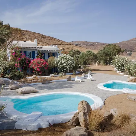 Bougainvillea Comfort Mykonos Villa Kalafati
