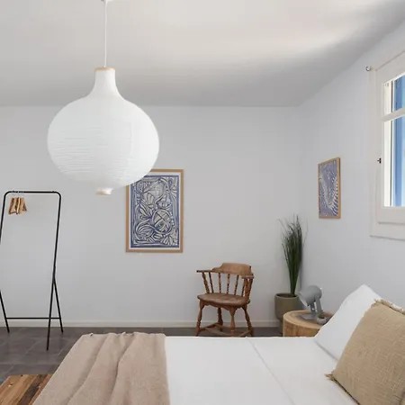 Bougainvillea Comfort Mykonos カラファティス